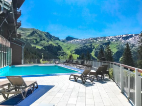 Beautiful one-bedroom apartment with fireplace and stunning views